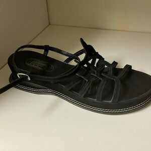 JEAN PAUL BARRIOL Paris Black
Strapped Sandal
